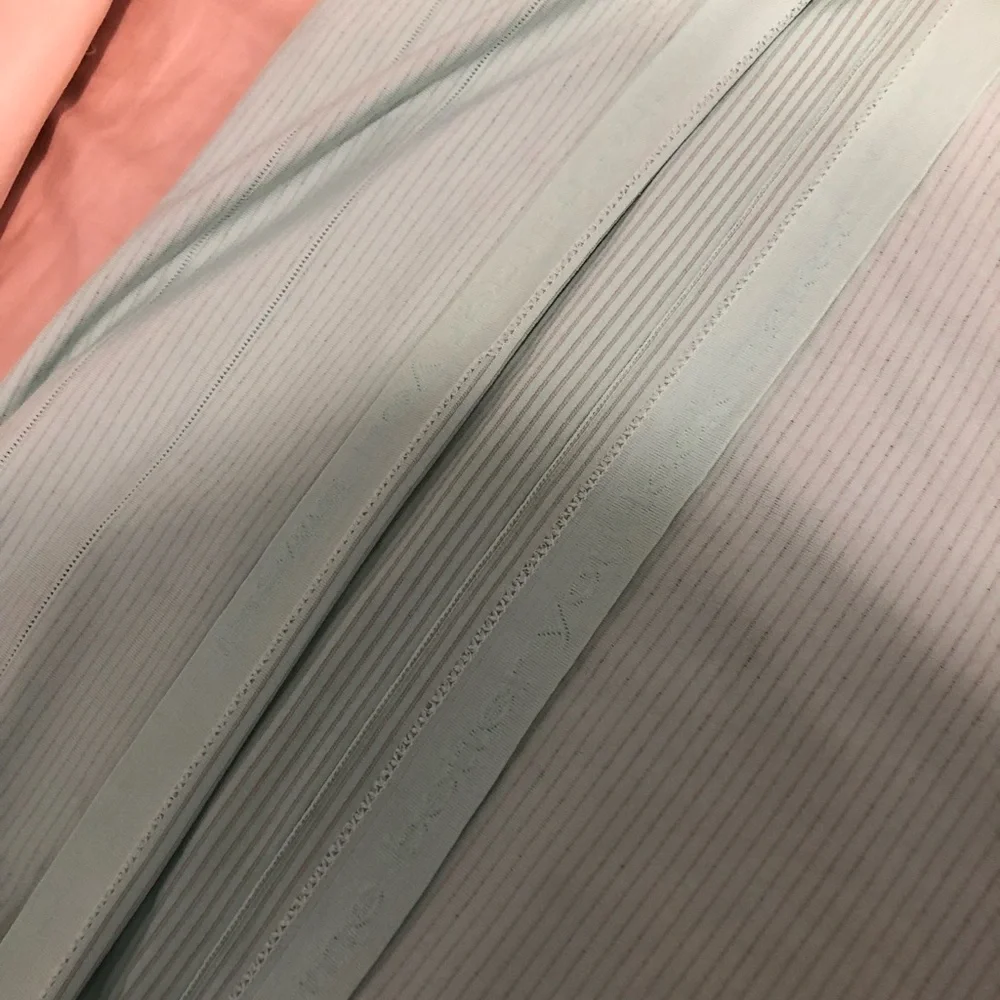 Lululemon Mens Metal Vent Tech Short Sleeve Medium Aquamarine Stripe - Picture 4 of 6